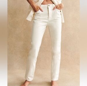 Sezane Brut Sexy White Tapered Straight Mid Rise Jeans Size 27